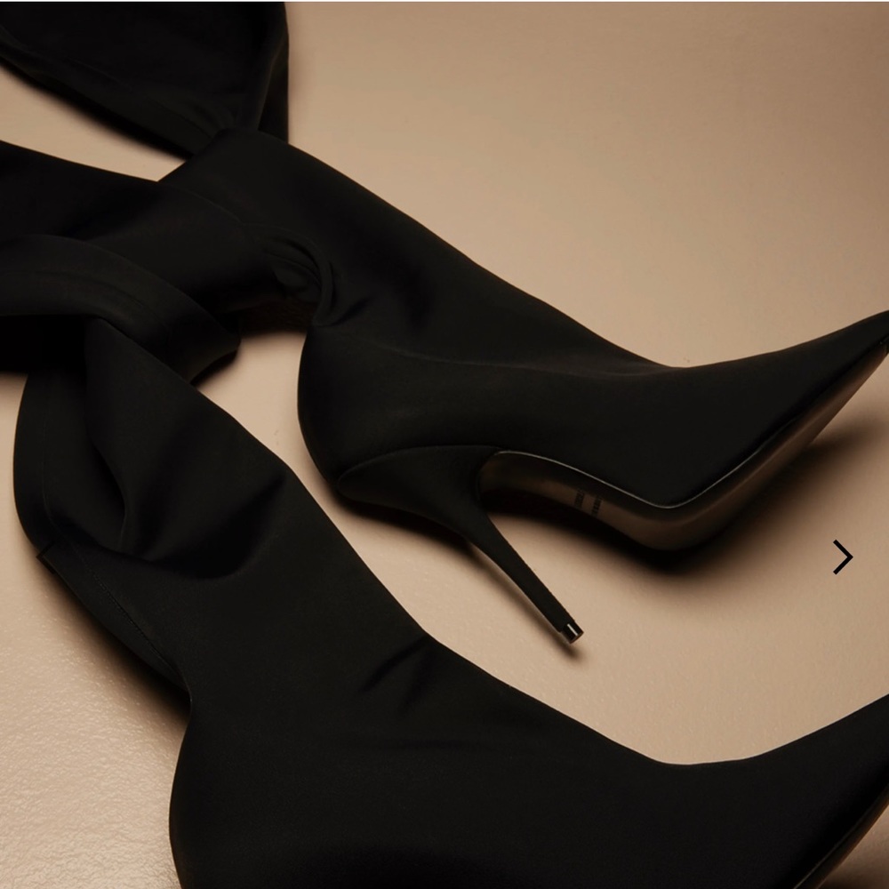 Black Balenciaga Knife Boots. Size seven. Great condition. NEW SOLES (rubber)